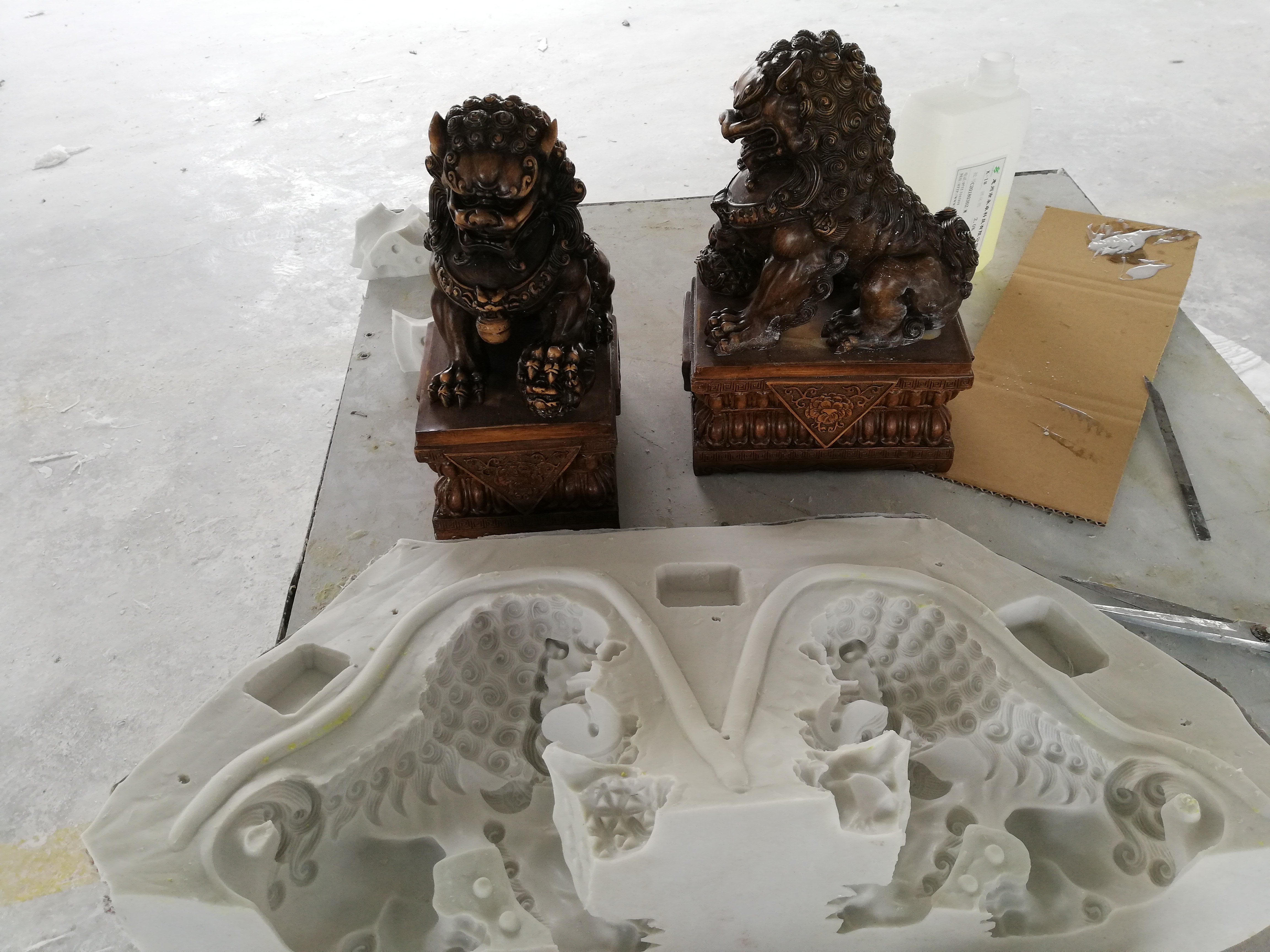 模具硅膠翻模樹(shù)脂工藝品出現燒模情況怎么辦 ？