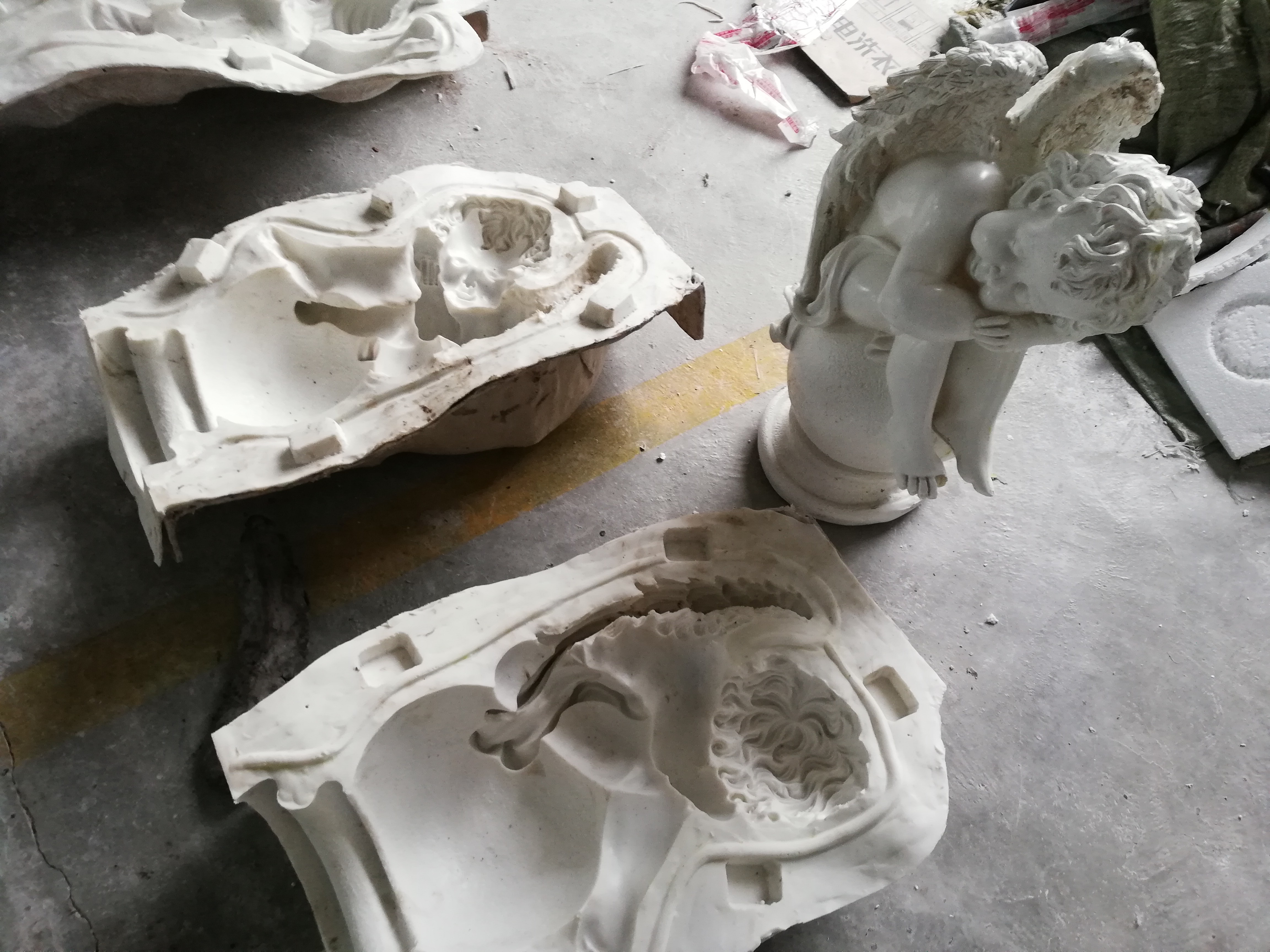 縮合型模具硅膠怎么開(kāi)分片模 ？