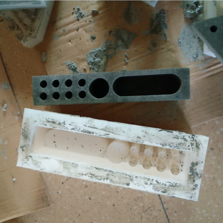 如何延長(cháng)工業(yè)級模具硅膠使用壽命 ？